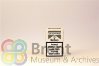 TH\CT\Museum catalogue\3D objects\2005_1_b_th.jpg; 2005.1; ; Cigarette packet
